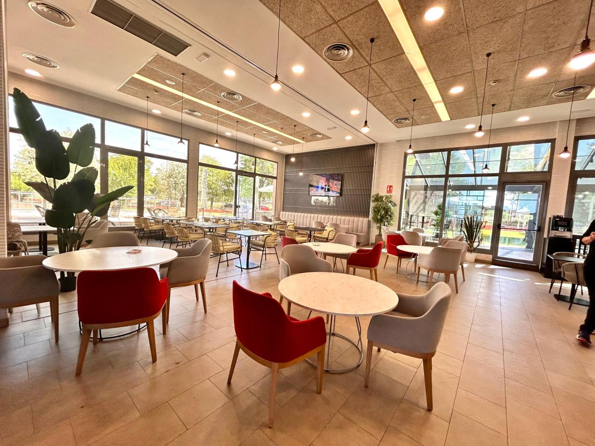 Ramada By Wyndham Madrid Getafe Hotel Luaran gambar