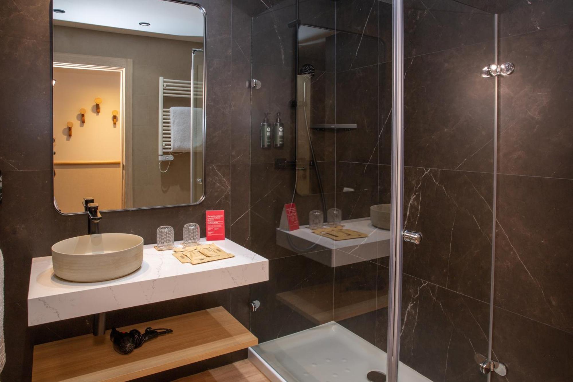 Ramada By Wyndham Madrid Getafe Hotel Luaran gambar