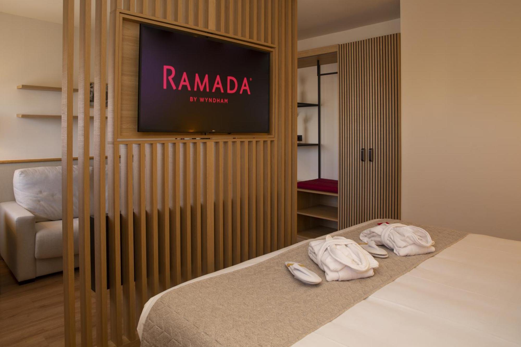 Ramada By Wyndham Madrid Getafe Hotel Luaran gambar